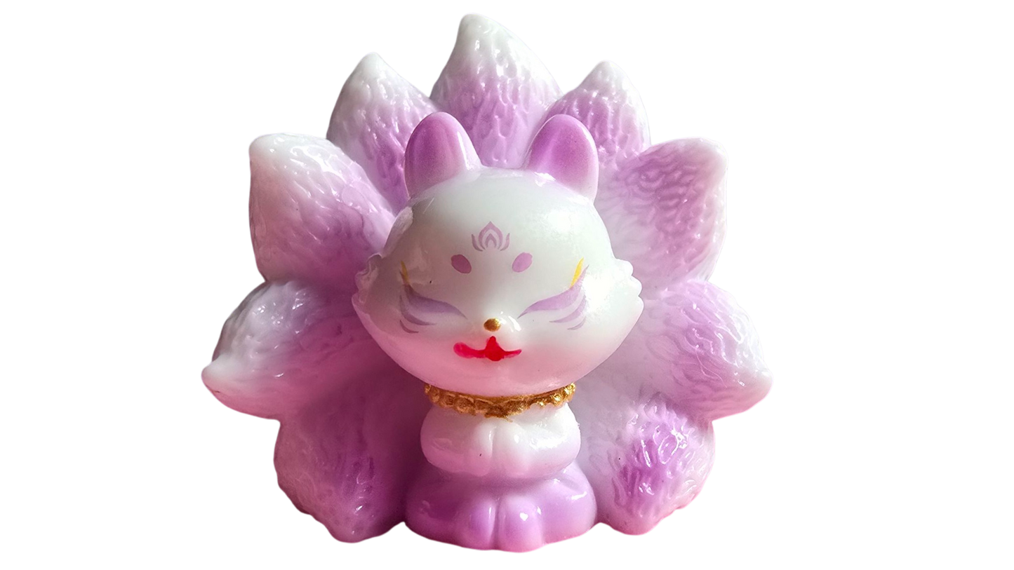 9 Fox Tail Mini Figures